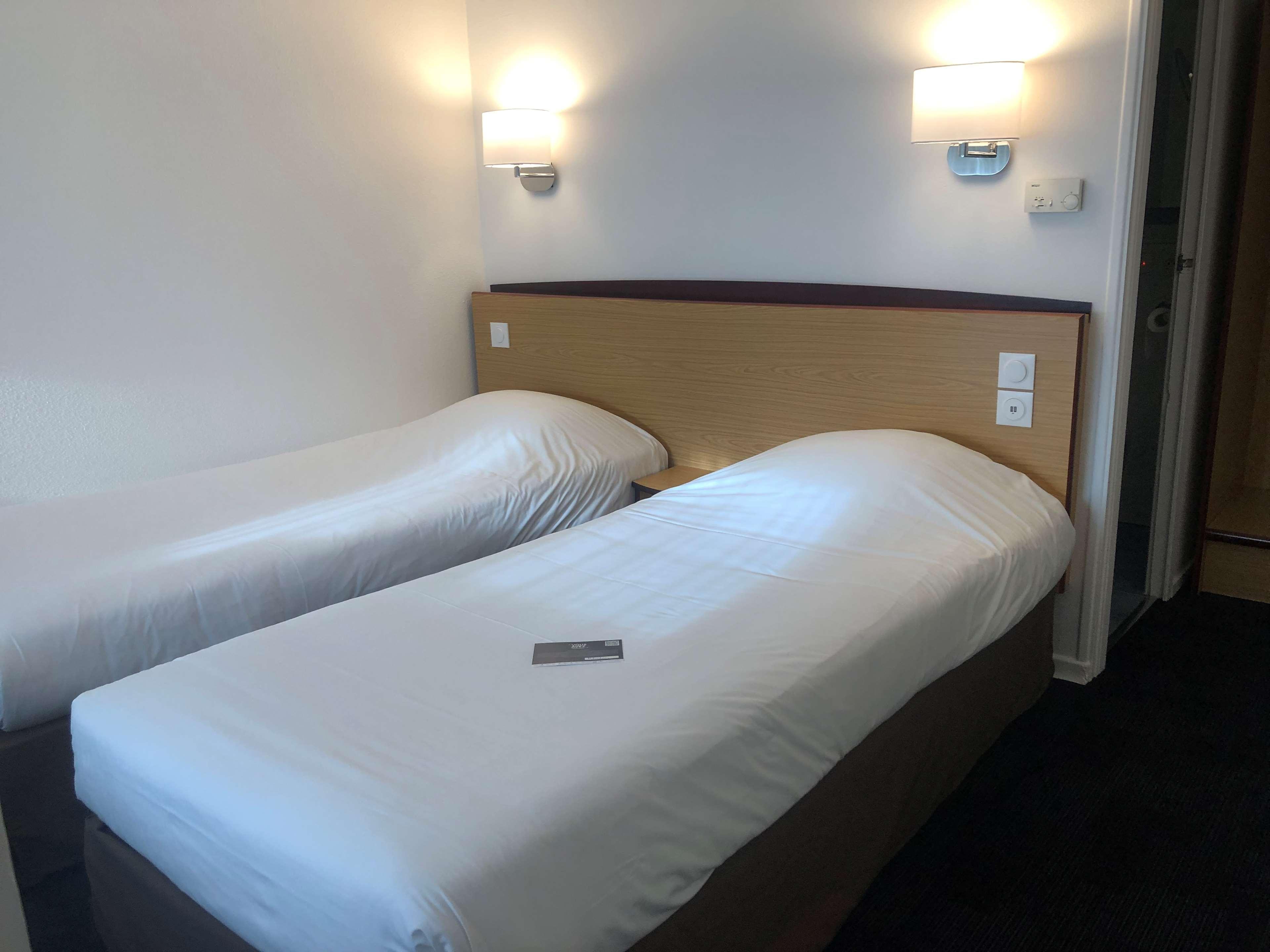 Hotel Kyriad Niort - 3*