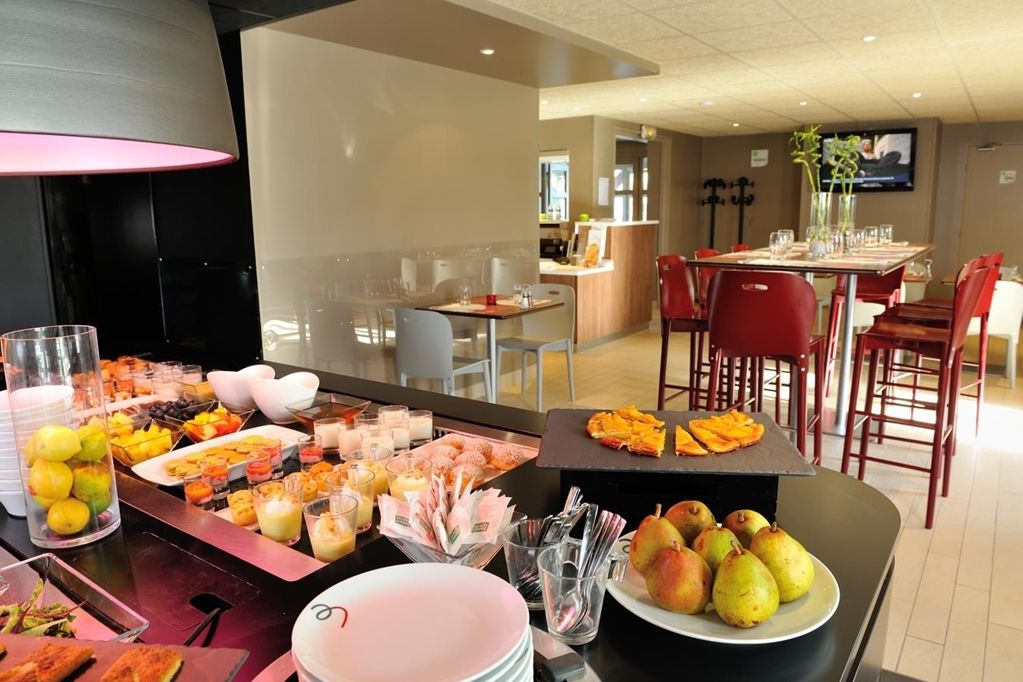 Kyriad Niort - 3* La Creche