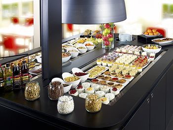 Hotel Kyriad Niort -